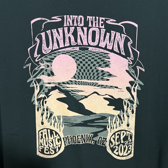 Torrid Unknown Vintage Cotton Crew Neck Tee NWT - Picture 7 of 8